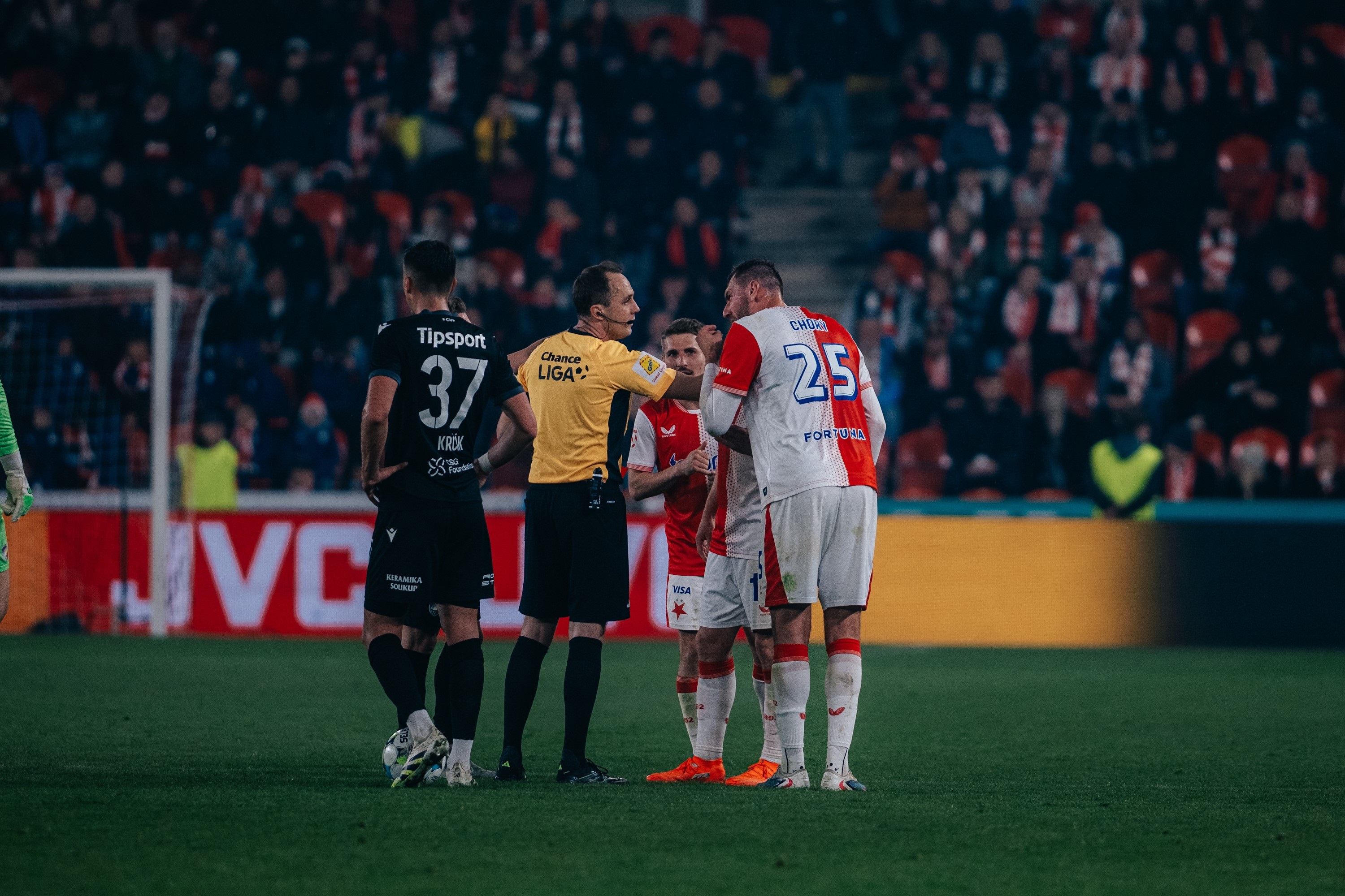 Vyloučení Tomáše Chorého proti bývalému klubu budí emoce: bylo oprávněné?