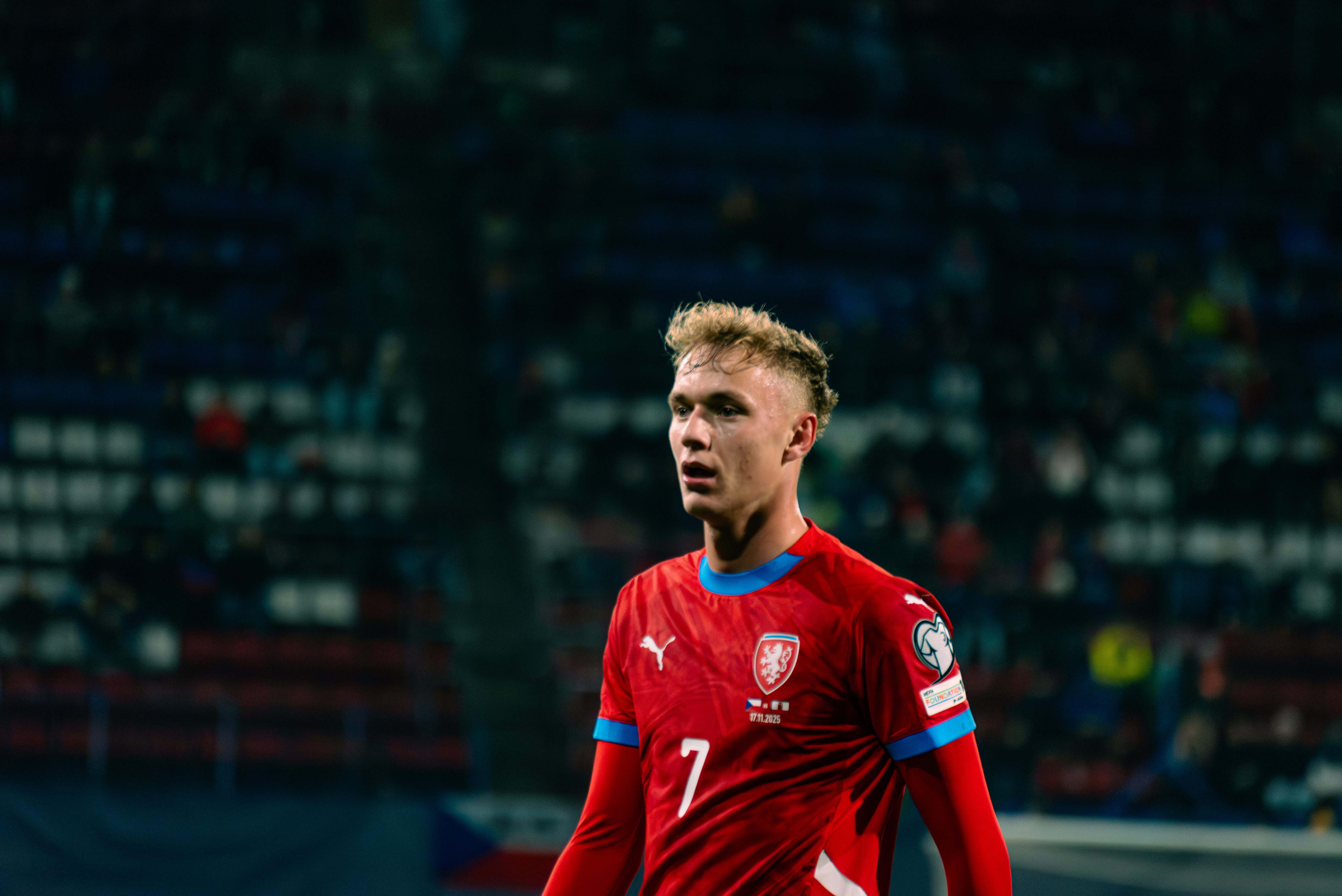 Karabec zpět na Letnou? Francie věští jeho velký návrat po skončení sezóny