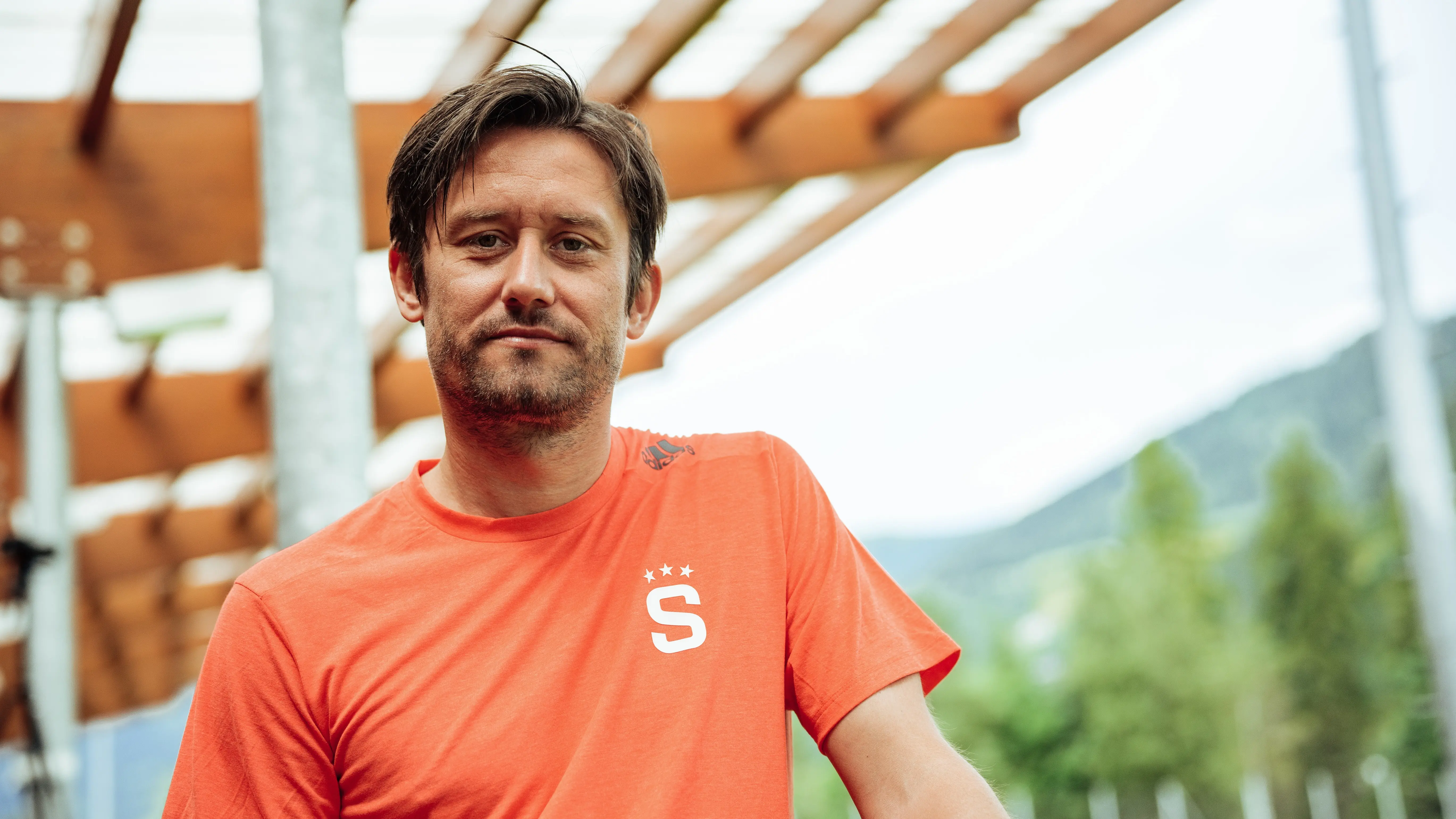 Tajemné posily na Letné: Rosický slíbil dva nové hráče. Budou to Dúbravka a Mannsverk?