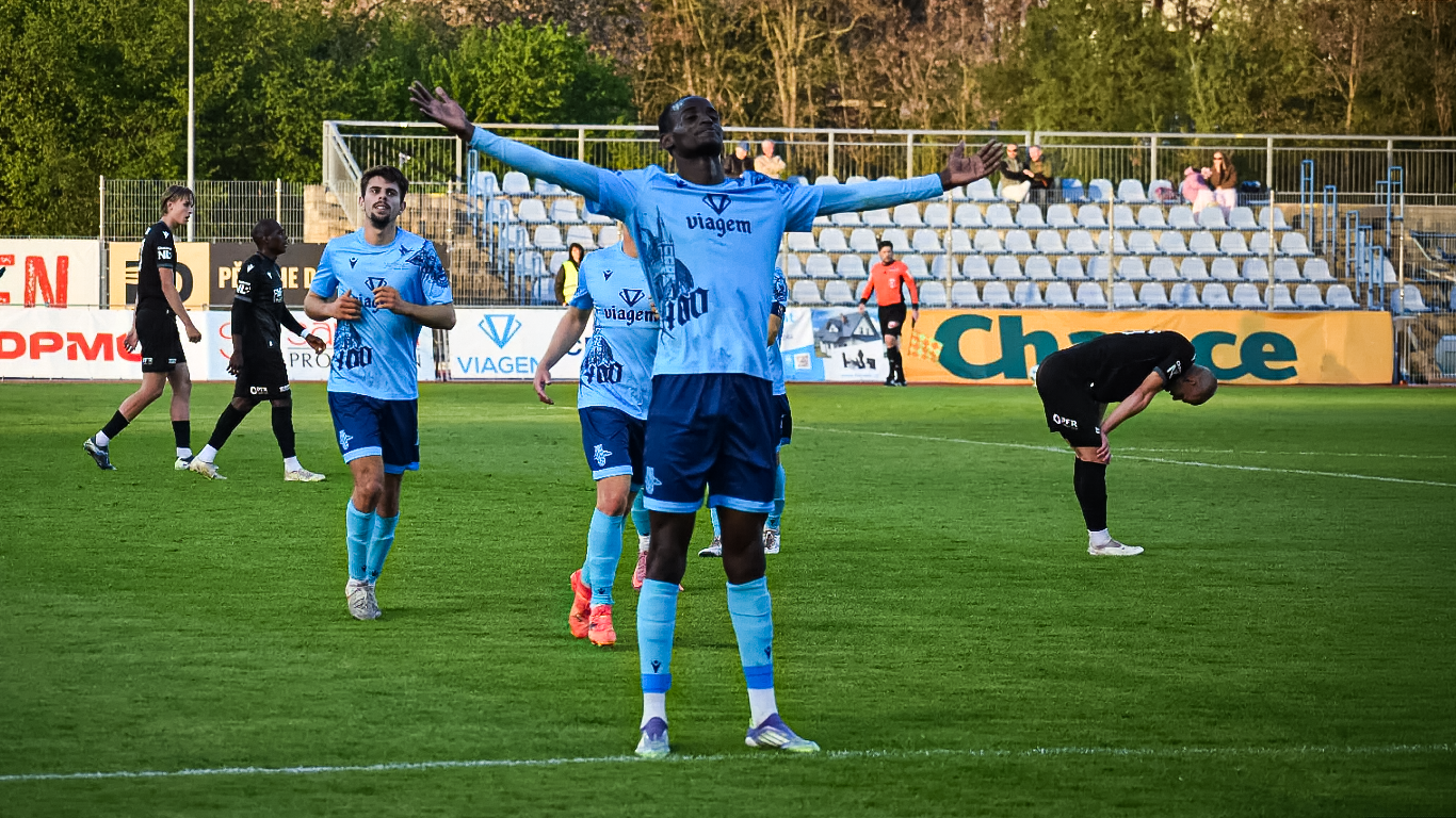 Nový Sima v druhé lize? Gabonský útočník válí a prvoligové kluby zpozorněly