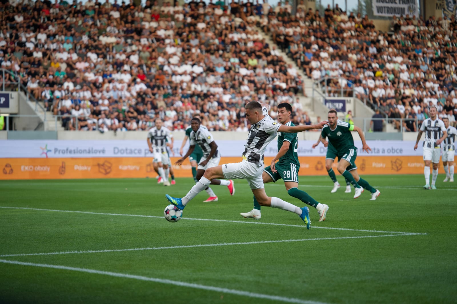 Hradecký sen o Evropě se rozplynul: Votroky v závěru prodloužení sestřelil z penalty Dessers