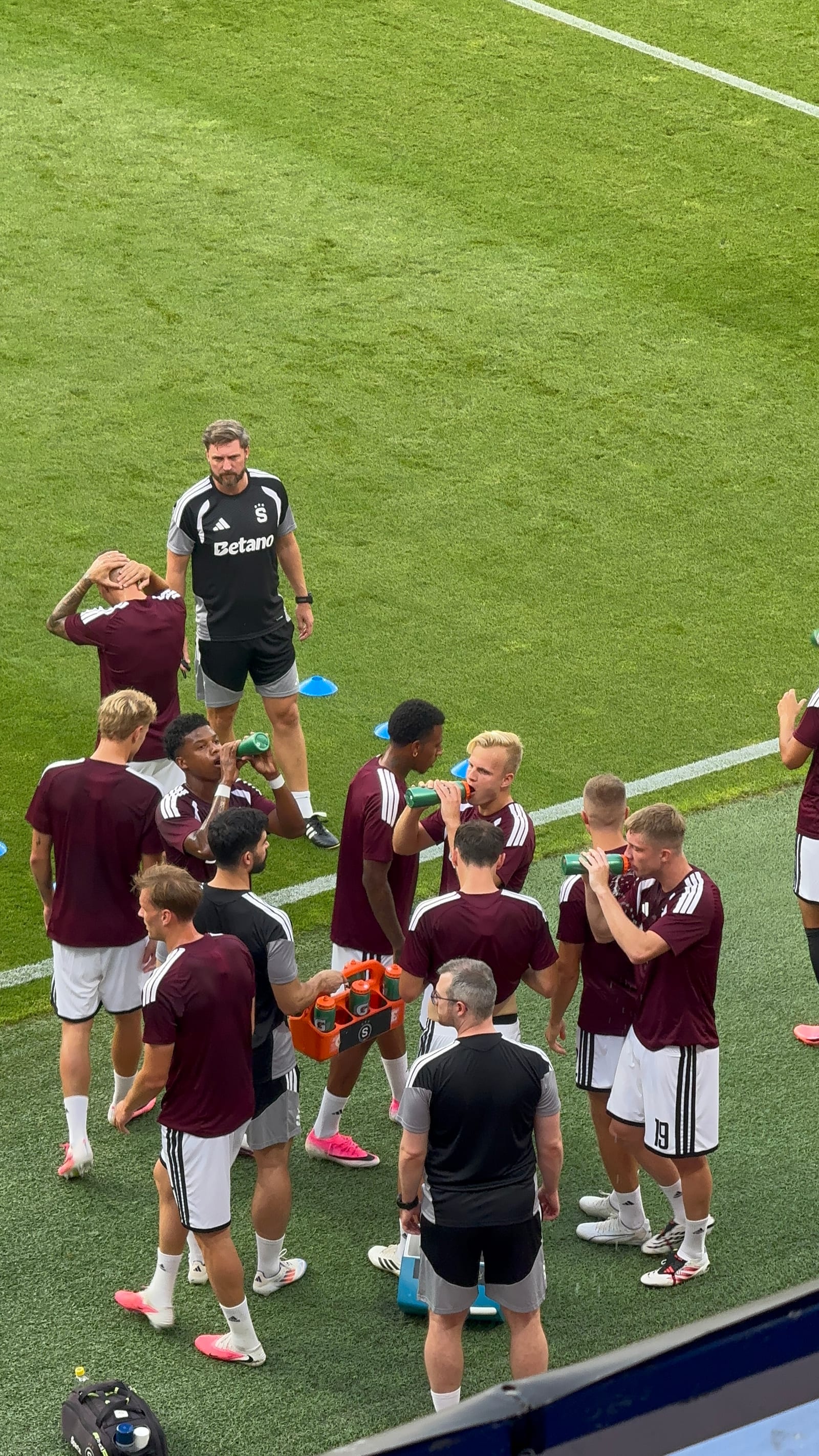 Veslování na Letné! Debutant Brunes spasil Spartu, nápravu blamáže trefil i Karabec